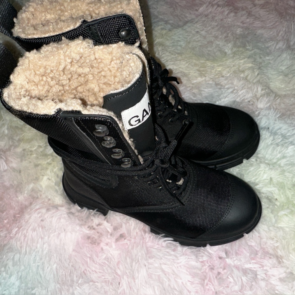 New GANNI Black Recycled Mixed Lace-Up Boots Size 37 - Picture 3 of 9